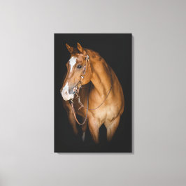 ブロンドの女性は及び-馬のキャンバスのプリントを壊しました キャンバスプリント