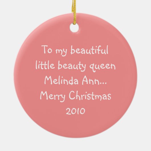 ブロンドの小さいビューティー・クイーンの記念品のオーナメント セラミックオーナメント (裏面)