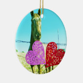 ブロンドの馬とピンクと赤いハート セラミックオーナメント (右)