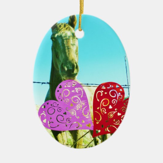 ブロンドの馬とピンクと赤いハート セラミックオーナメント (正面)