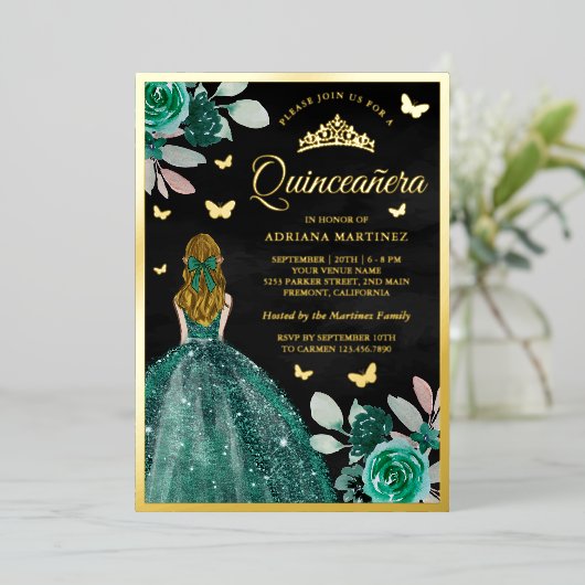 ブロンドエメラルドドレスバタフライキンセアニェラ金ゴールド 箔招待状 (立ち正面)