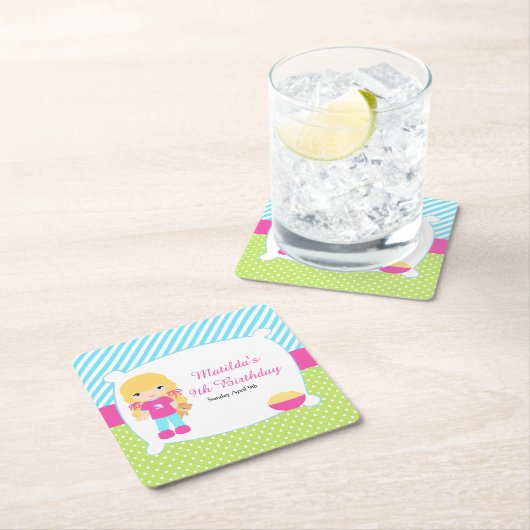 ブロンドヘアガールスリーポバースランバーパーティー スクエアペーパーコースター (インサイチュ)