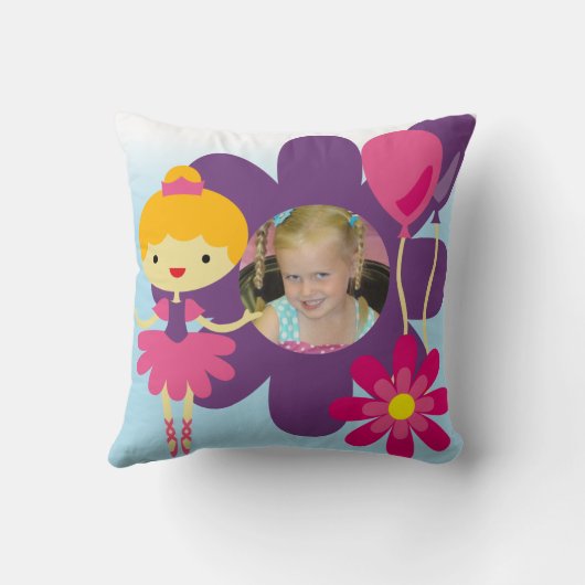 ブロンドヘアバレリーナ枕 クッション (裏面)