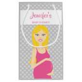 ブロンド妊婦ピンクのドレスの赤ちゃんシャワー スモールペーパーバッグ (裏面)