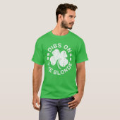 ブロンドSt patricks dayの酒の贈り物 Tシャツ (正面フル)