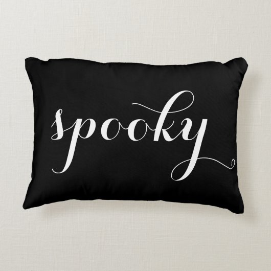 ブーイング! 及びハロウィンの不気味な二重味方された枕 アクセントクッション (裏面)