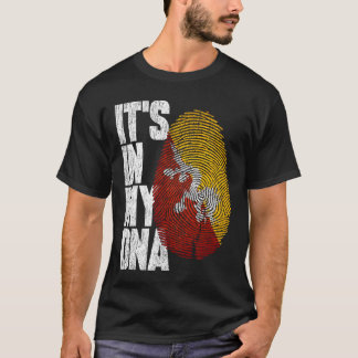 ブータンのDNAフラグ誇りを持ったに入る Tシャツ