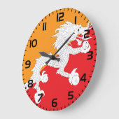 ブータン国旗のデザインとホワイトドラゴン ラージ壁時計 (傾斜)