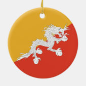 ブータン国旗を持つオーナメント セラミックオーナメント (裏面)