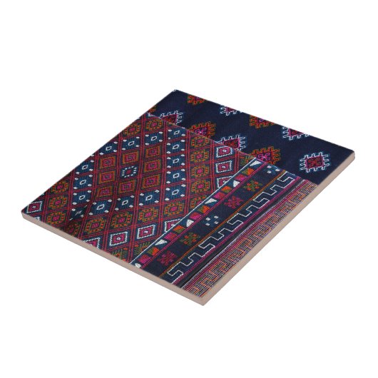 ブータン·ラグス タイル (側面)