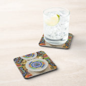 ブータン。僧侶が作る祭りのケーキは、 コースター (右側)