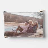 ブーツの列(バラ) アクセサリーポーチ (裏面)