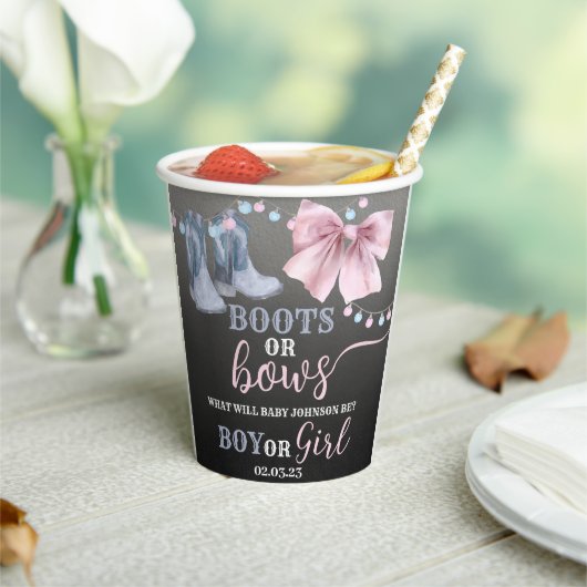 ブーツまたは弓紙カップ。紙コップ 紙コップ (インサイチュ)