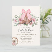 ブーツアンドボーズピンク女性のカーボーイブライダルシャワー 招待状 (スタンド正面)