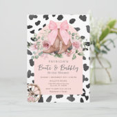ブーツ及び泡状ピンク牛パターンブライダルシャワー 招待状 (スタンド正面)