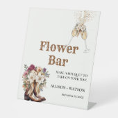 ブーツ&バブリーブライダルシャワー花バー標識 台座サイン (正面)