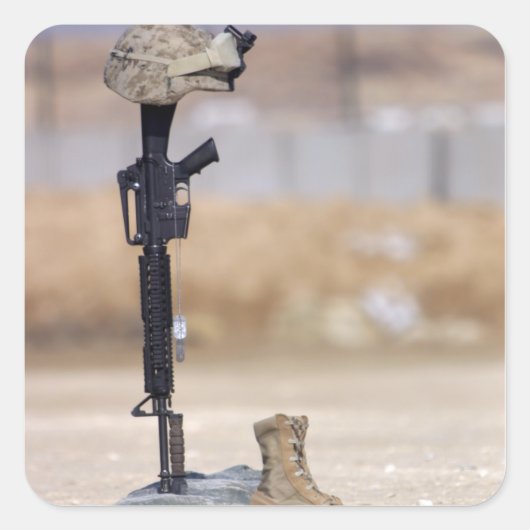 ブーツ、ライフル、犬のタグ、保護帽 スクエアシール (正面)