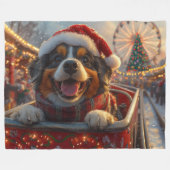 ブービアデフランドレスドッグローラーコースタークリスマス フリースブランケット (正面(横))