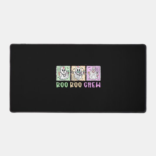 ブー名門私立校風のクーナースハロウィーン仮装の女性男性 デスクマット (正面)