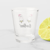 ブー蜂 – 乳がん認識 ショットグラス (裏面)
