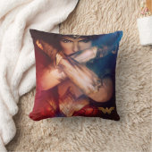 ブ疑問に思レスレットでブロックする女性 クッション (ブランケット)