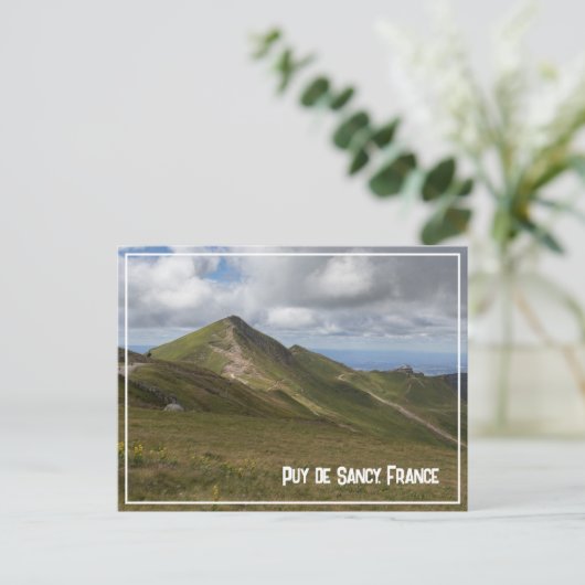 プイ・デ・サンシー火山風景(フランス) シーズンポストカード (スタンド正面)