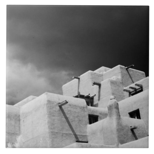 プエブロスタイルアドビインアットロレットサンタフェ新2 タイル (正面)