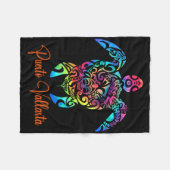 プエルトバラルタシータートルファミリーバケーションサマー フリースブランケット (正面(横))