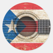 プエルトリコ国旗を持つオールドアコースティックギター ラウンドシール (正面)