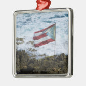 プエルトリコ、古いサンファンのプエルトの米の旗 メタルオーナメント (左)