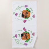 プグ顔、ドッグアート ビーチタオル (正面)