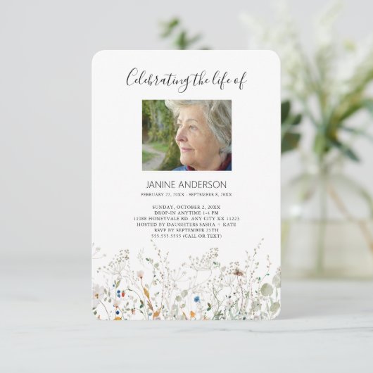 プチワイルドフラワーズライフお祝い写真カード 招待状 (スタンド正面)