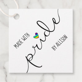 プライドの気持ちを込めたレインボーハート タイポグラフィーのギフトタグ フェイバータグ