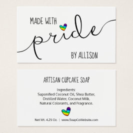 プライドを込めて作られた虹色のハートのLGBTQギフトタグ