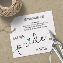 プライドを込めて作られた虹色のハートLGBTQ職人芸術