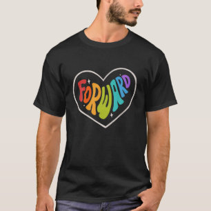 プライドフォワードハートレインボーグラフィックLGBTQ Equalit Tシャツ