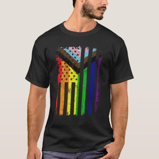 プライドモダンプライドアメリカ国旗の愛がLgbtを獲得 Tシャツ (正面)