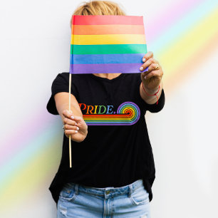 プライドレインボーLGBTQガールズベーシックダークTシャツ Tシャツ
