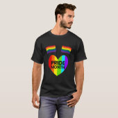 プライド月の愛を表示 Tシャツ (正面フル)