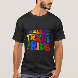 プライド・トランス・LGBT・レインボー・クィア・カラー・レインボー・アウェア Tシャツ