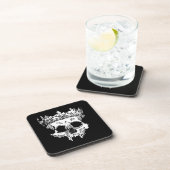 プラスチックのコースターの不気味な懸命のスケルトンヘッド コースター (右側)