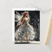 プラスチック製ファッションショードレスを着た妖精