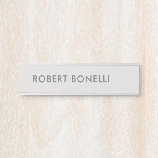 プラチユニークナモダングレイのミニマル サインプレート (正面)