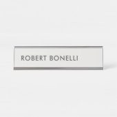 プラチユニークナモダングレイのミニマル デスクネームプレート (正面)