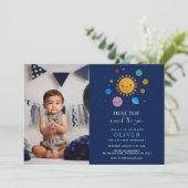 プラネット・ファーストのまわりに・トリップ・ザ・サン・フォト誕生日 招待状 (スタンド正面)