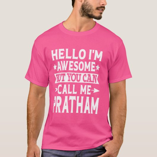 プラハおもしろいム名こんにちは私を呼び素晴らし出す Tシャツ (正面)