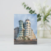 プラハからのはがき：ザ・踊り・ハウス ポストカード (スタンド正面)