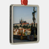 プラハのシャルル橋からの城の眺め メタルオーナメント (右)