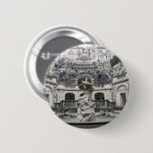 プラハのネプチューン像の噴水 缶バッジ (正面&裏面)