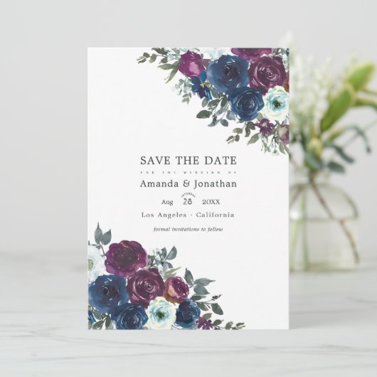 プラムとネイビーの花の結婚式の写真 セーブザデート (スタンド正面)